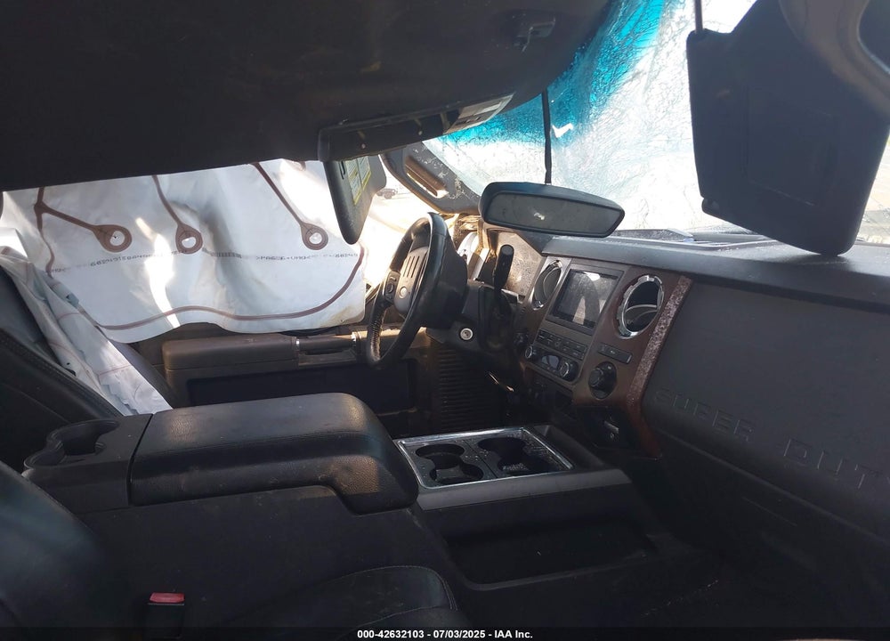 2011 FORD F-350 LARIAT VIN: 1FT8W3BT5BEC50088