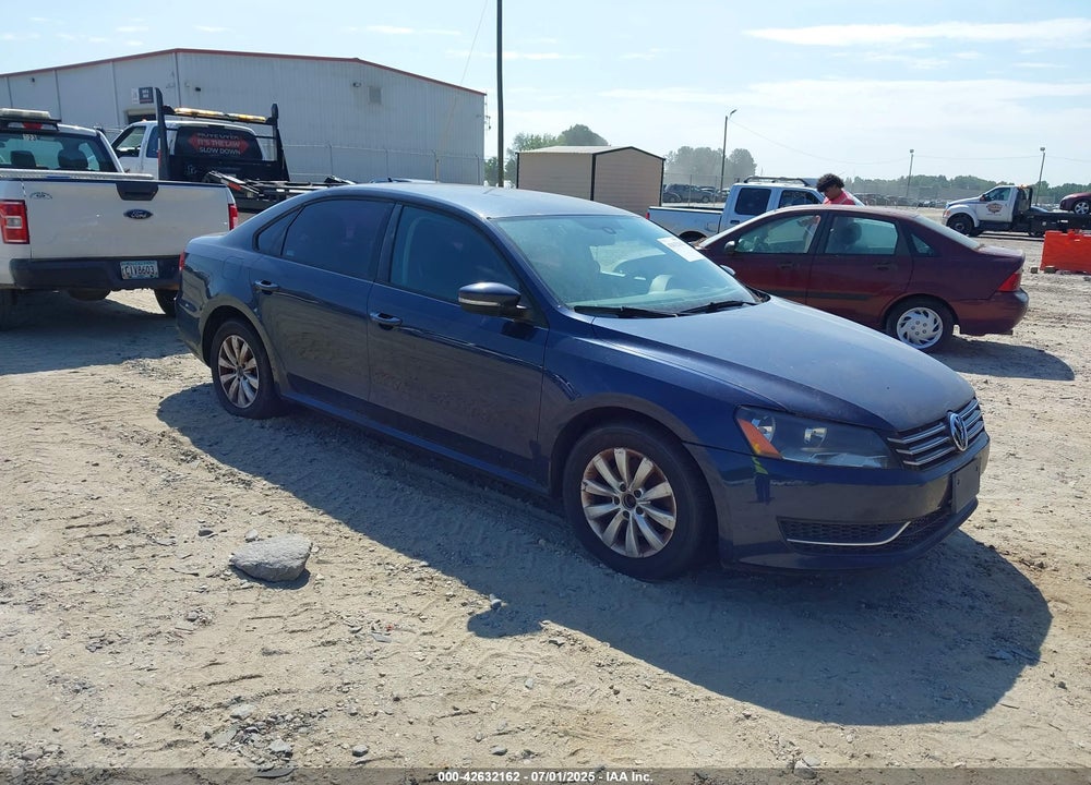 2013 VOLKSWAGEN PASSAT 2.5L S VIN: 1VWAP7A31DC021765