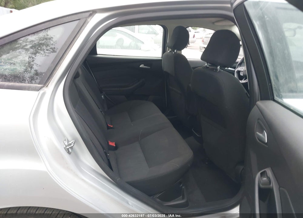 2017 FORD FOCUS VIN: 1FADP3FE5HL276790