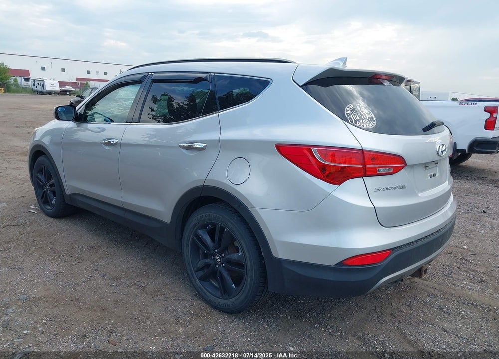 2013 HYUNDAI SANTA FE VIN: 5XYZUDLA8DG052306