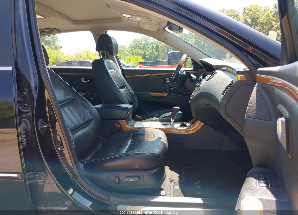 2007 HYUNDAI AZERA VIN: KMHFC46F47A172875