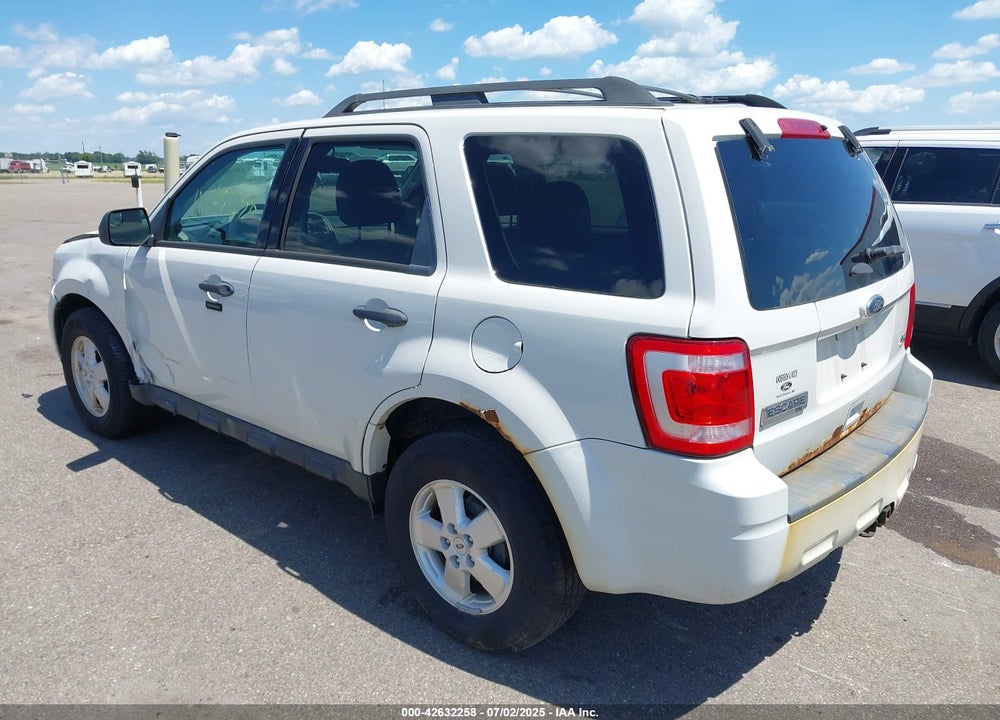 2011 FORD ESCAPE VIN: 1FMCU9DG3BKB24876