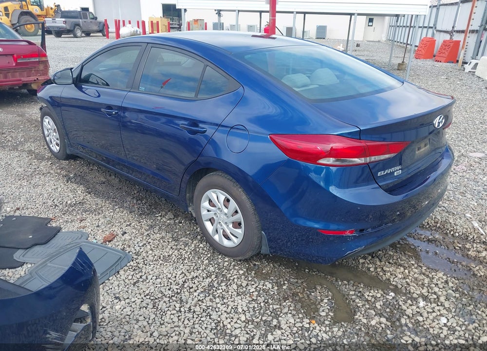 2018 HYUNDAI ELANTRA VIN: 5NPD74LF0JH306446