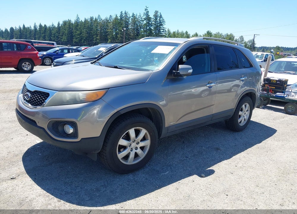 2011 KIA SORENTO VIN: 5XYKTDA11BG067234
