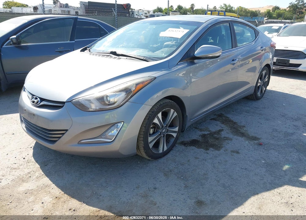 2014 HYUNDAI ELANTRA VIN: KMHDH4AH8EU179955