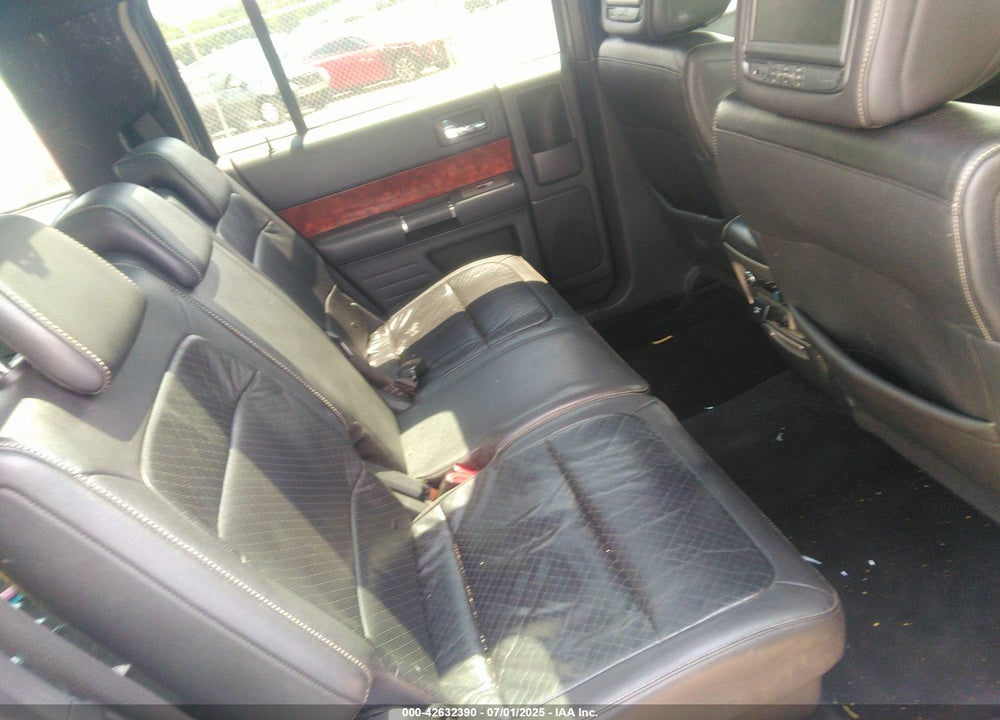 2010 FORD FLEX VIN: 2FMHK6DC4ABA70987
