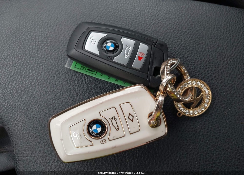 2017 BMW 3 SERIES VIN: WBA8E1G50HNU14399