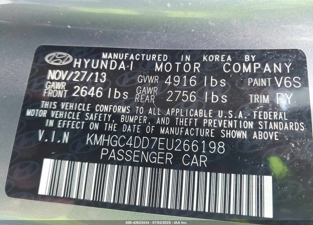 2014 HYUNDAI GENESIS VIN: KMHGC4DD7EU266198