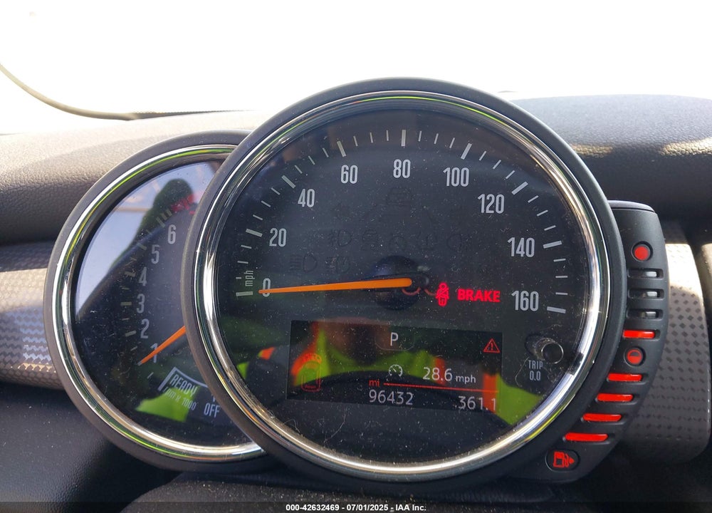 2015 MINI COOPER VIN: WMWXS5C50FT832438