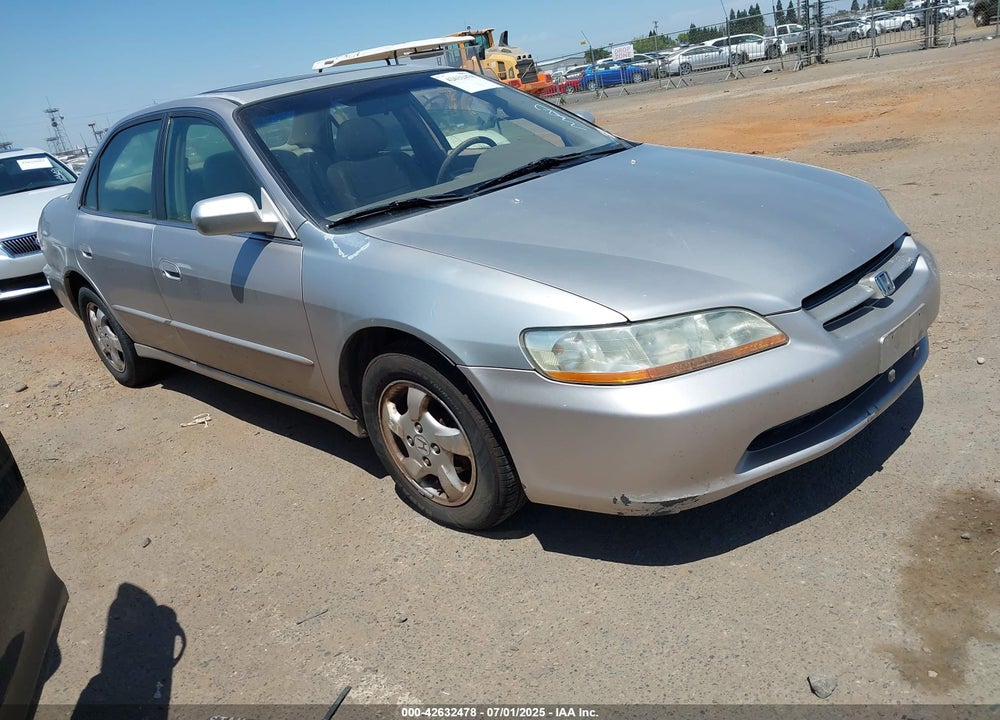 1998 HONDA ACCORD EX VIN: 1HGCG5650WA206061