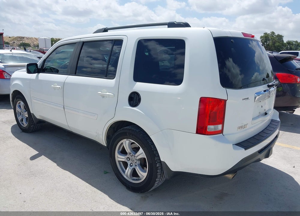 2015 HONDA PILOT EX-L VIN: 5FNYF3H50FB002523