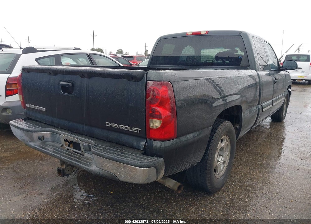 2003 CHEVROLET SILVERADO 1500 LS VIN: 2GCEC19V531401893