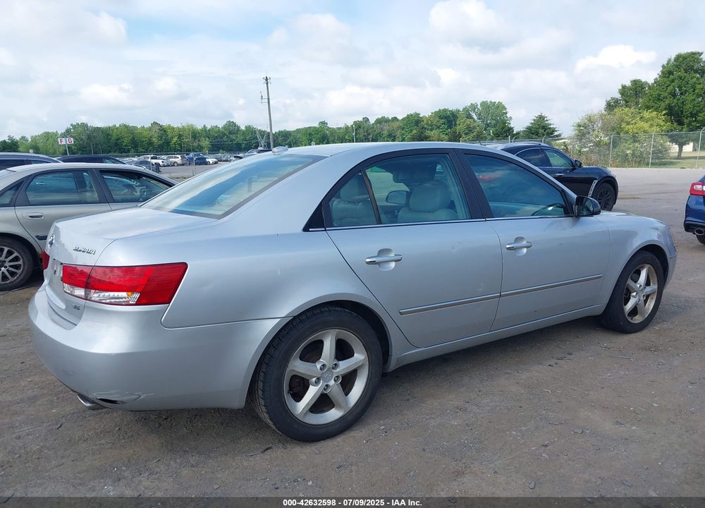 2008 HYUNDAI SONATA LIMITED V6/SE V6 VIN: 5NPEU46F78H366890
