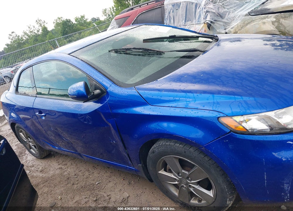 2011 KIA FORTE KOUP VIN: KNAFU6A2XB5387435