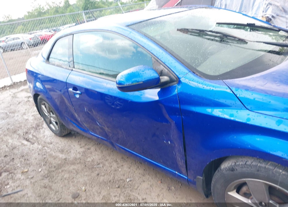 2011 KIA FORTE KOUP VIN: KNAFU6A2XB5387435