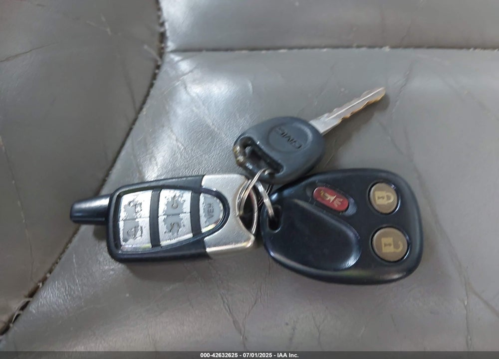2003 GMC YUKON SLT VIN: 1GKEK13T23J303523
