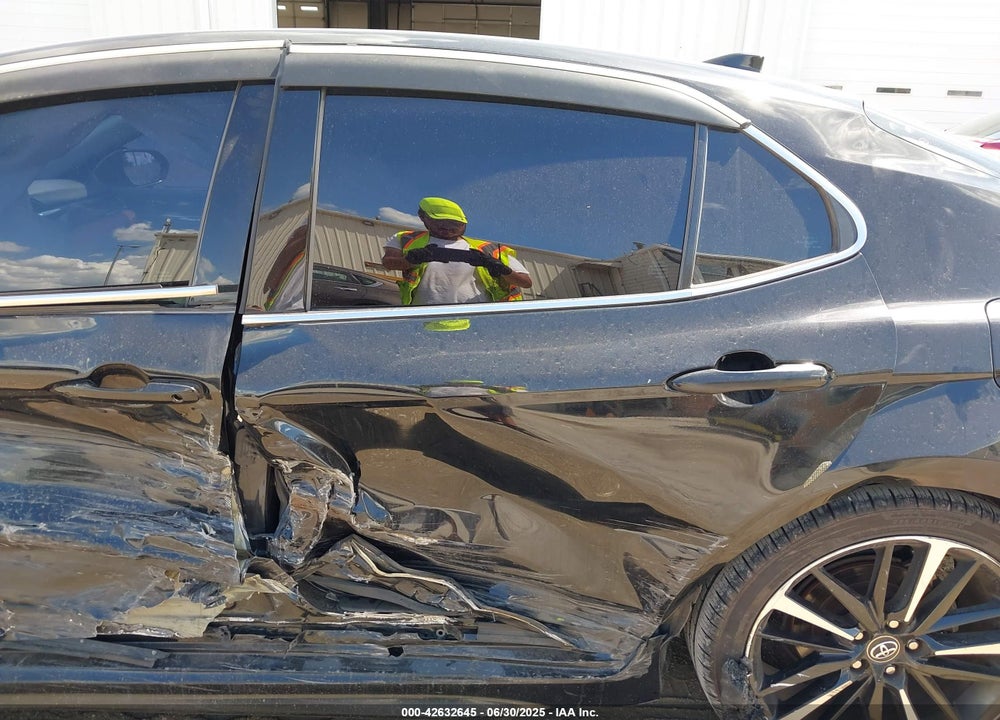 2019 TOYOTA CAMRY VIN: 4T1B61HK2KU751420