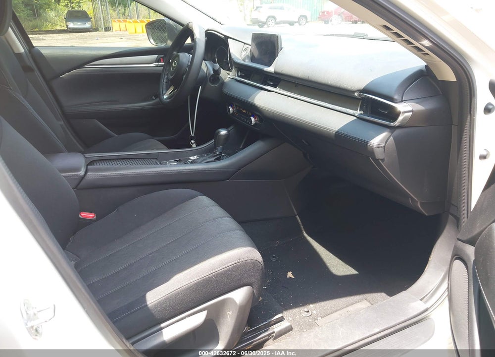 2018 MAZDA 6 VIN: JM1GL1UM8J1330215