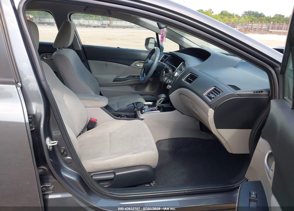 2013 HONDA CIVIC VIN: 19XFB2F53DE010022