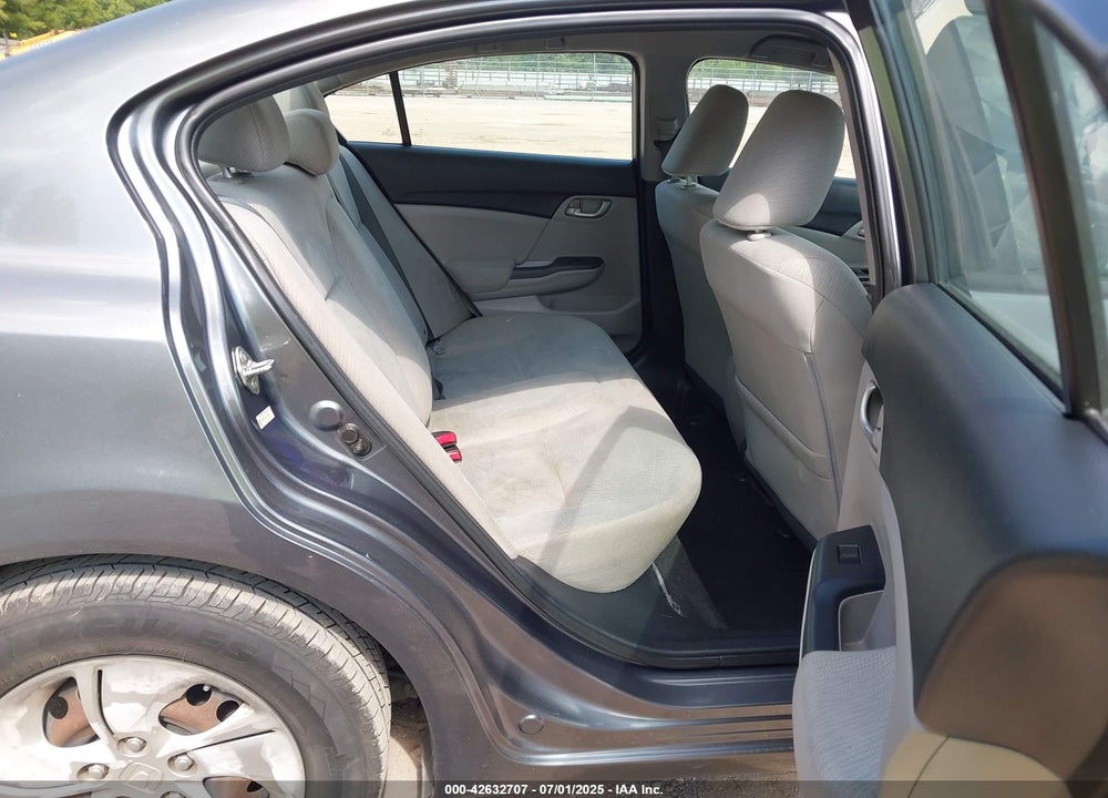2013 HONDA CIVIC VIN: 19XFB2F53DE010022