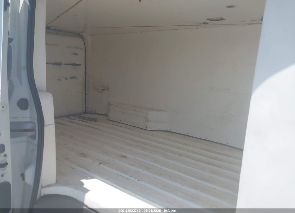 2012 NISSAN NV 2500 NV2500 HD S V8 VIN: 1N6AF0KY6CN105555