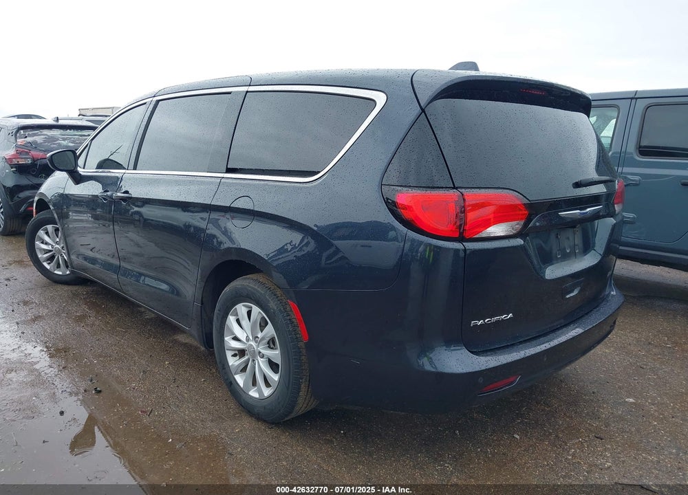 2019 CHRYSLER PACIFICA LX VIN: 2C4RC1CG0KR720677