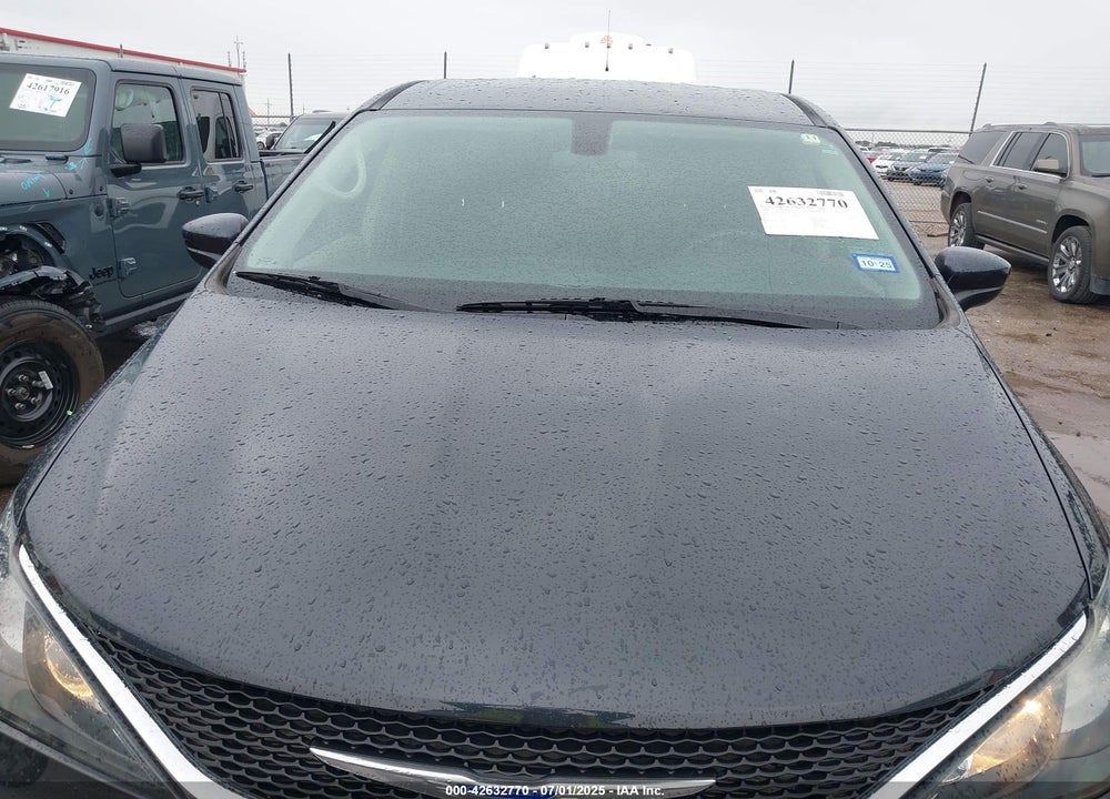 2019 CHRYSLER PACIFICA LX VIN: 2C4RC1CG0KR720677