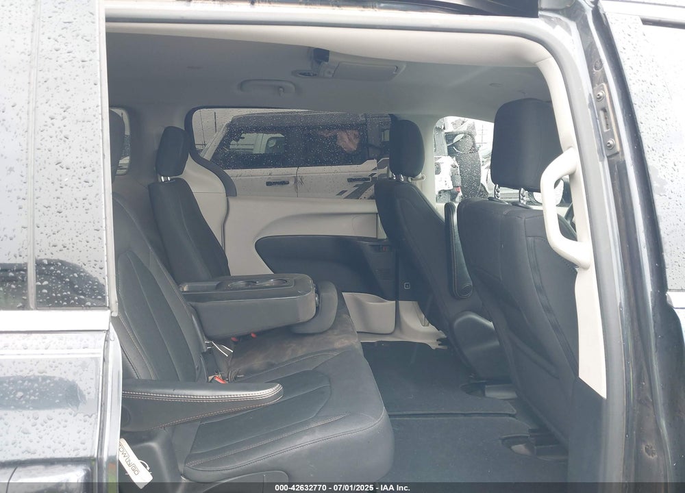 2019 CHRYSLER PACIFICA LX VIN: 2C4RC1CG0KR720677