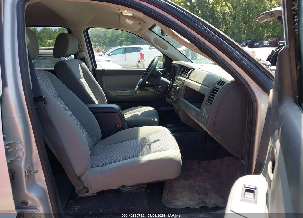 2008 DODGE DAKOTA SXT/BIGHORN/LONESTAR VIN: 1D7HW38K98S592769