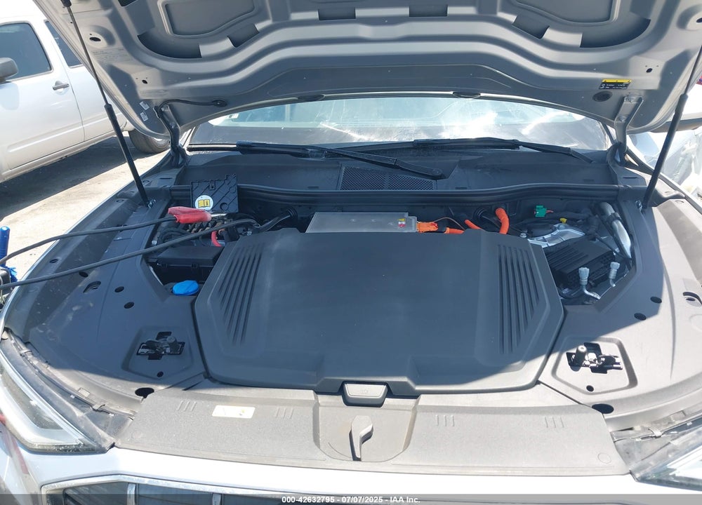 2019 AUDI E-TRON VIN: WA1VAAGE9KB010814