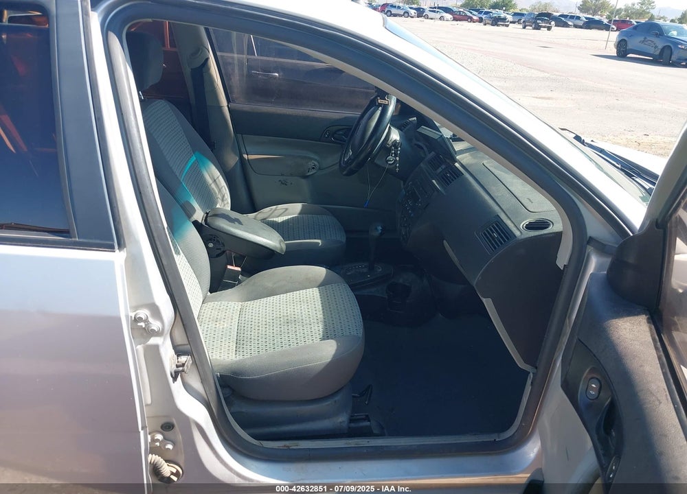 2007 FORD FOCUS S/SE/SES VIN: 1FAHP34N37W289507