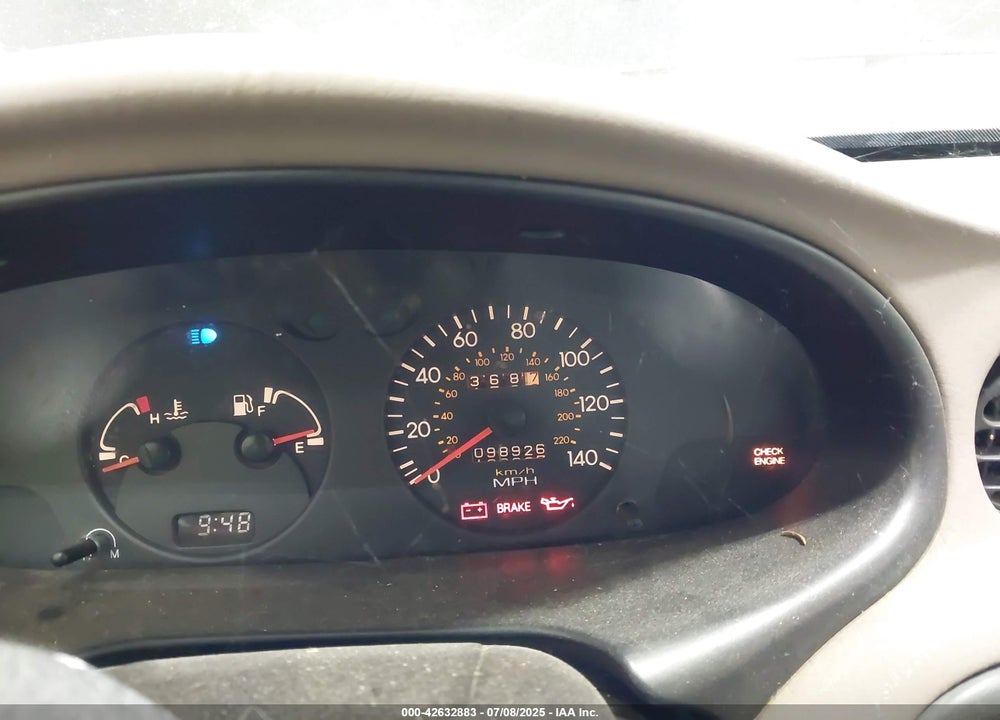 1998 HYUNDAI ELANTRA VIN: KMHJF24M1WU730492