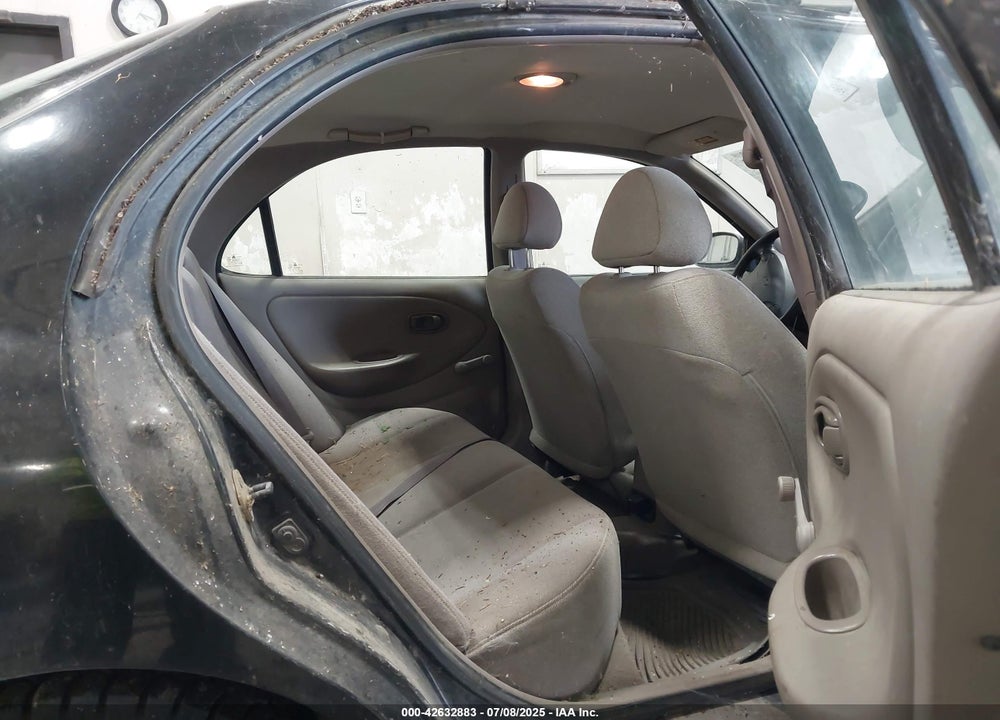 1998 HYUNDAI ELANTRA VIN: KMHJF24M1WU730492