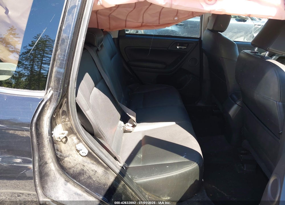 2016 SUBARU FORESTER VIN: JF2SJAKC0GH428943