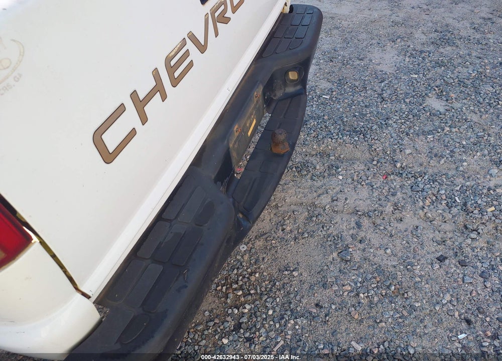2002 CHEVROLET S-10 VIN: 1GCCS145X28189294