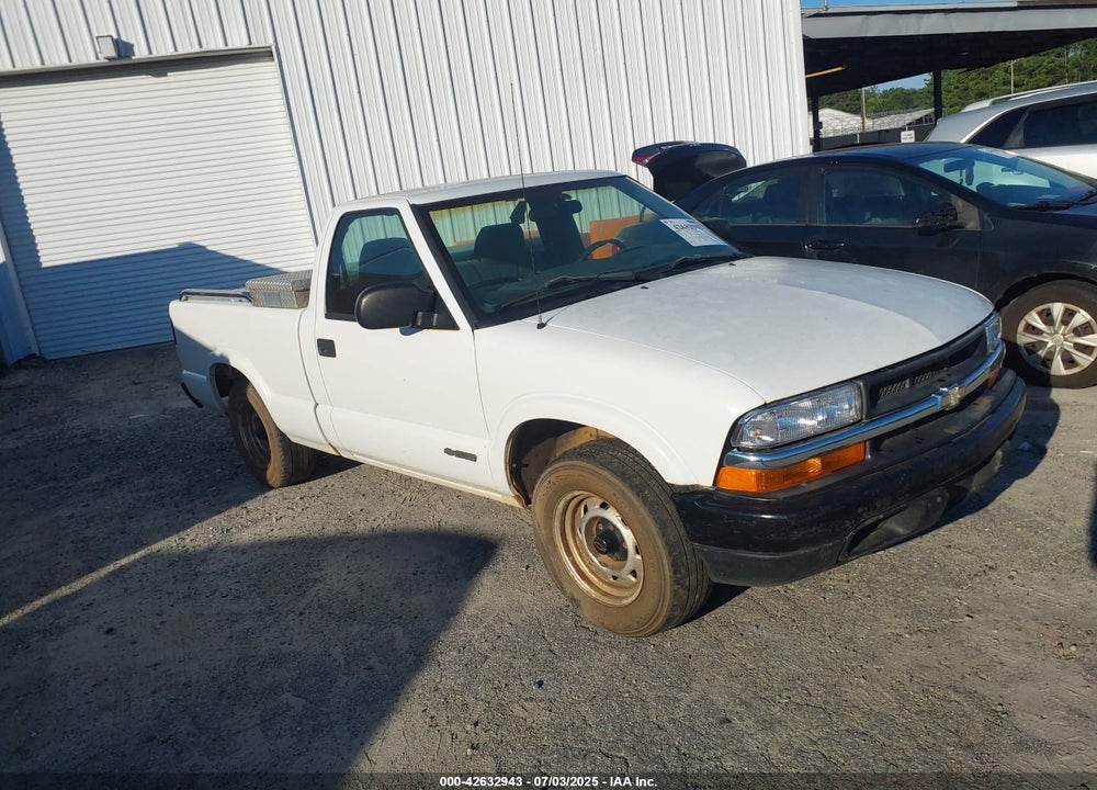 2002 CHEVROLET S-10 VIN: 1GCCS145X28189294