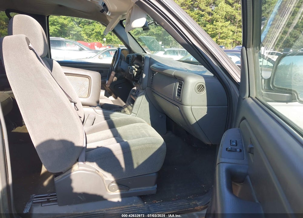 2006 CHEVROLET SILVERADO VIN: 2GCEK13T361182091