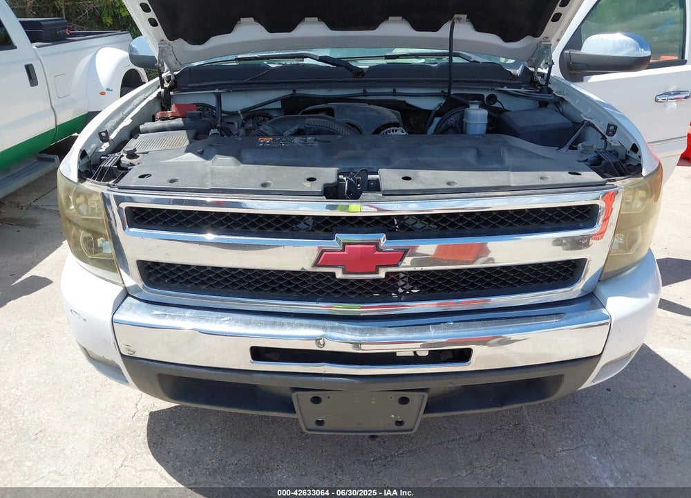2011 CHEVROLET SILVERADO 1500 VIN: 3GCPCSE04BG385460