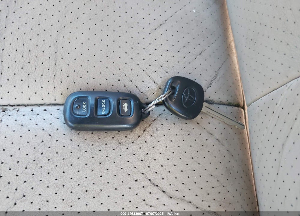 2002 TOYOTA CAMRY SOLARA SLE V6 VIN: 2T1FF28P82C595288