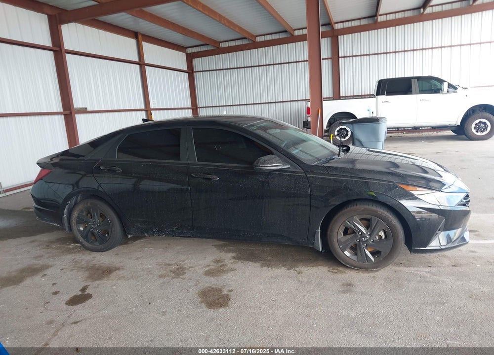 2023 HYUNDAI ELANTRA VIN: KMHLM4AG0PU437760