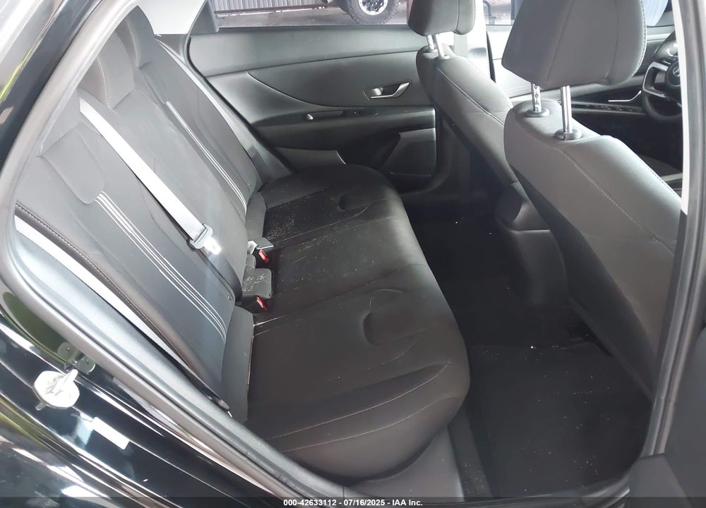 2023 HYUNDAI ELANTRA VIN: KMHLM4AG0PU437760