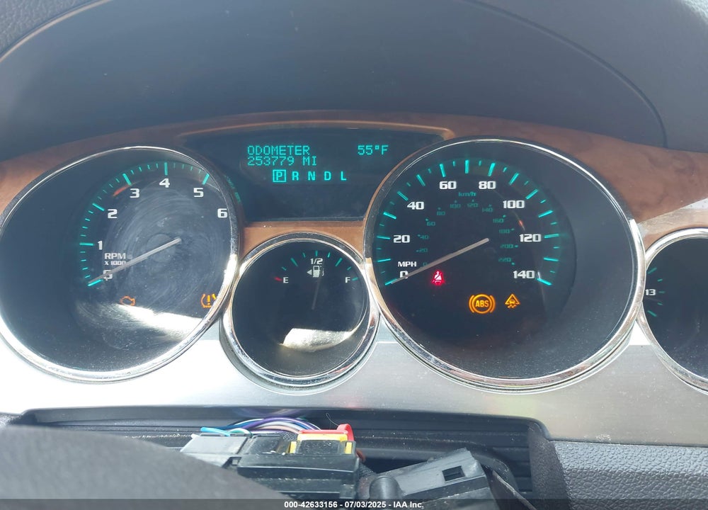 2008 BUICK ENCLAVE VIN: 5GAEV23718J141209
