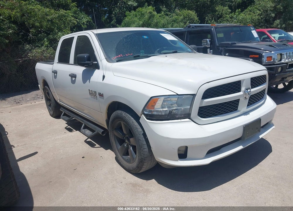 2014 RAM 1500 EXPRESS VIN: 1C6RR6KT2ES363135