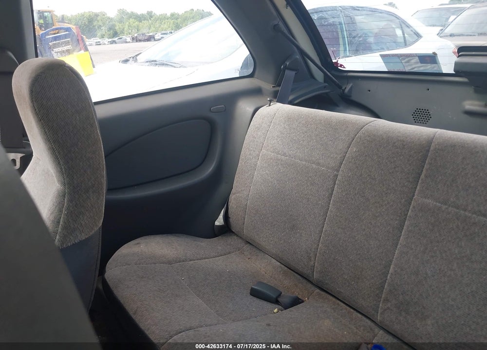 1999 SUZUKI SWIFT VIN: 2S2AB21H6X6600642
