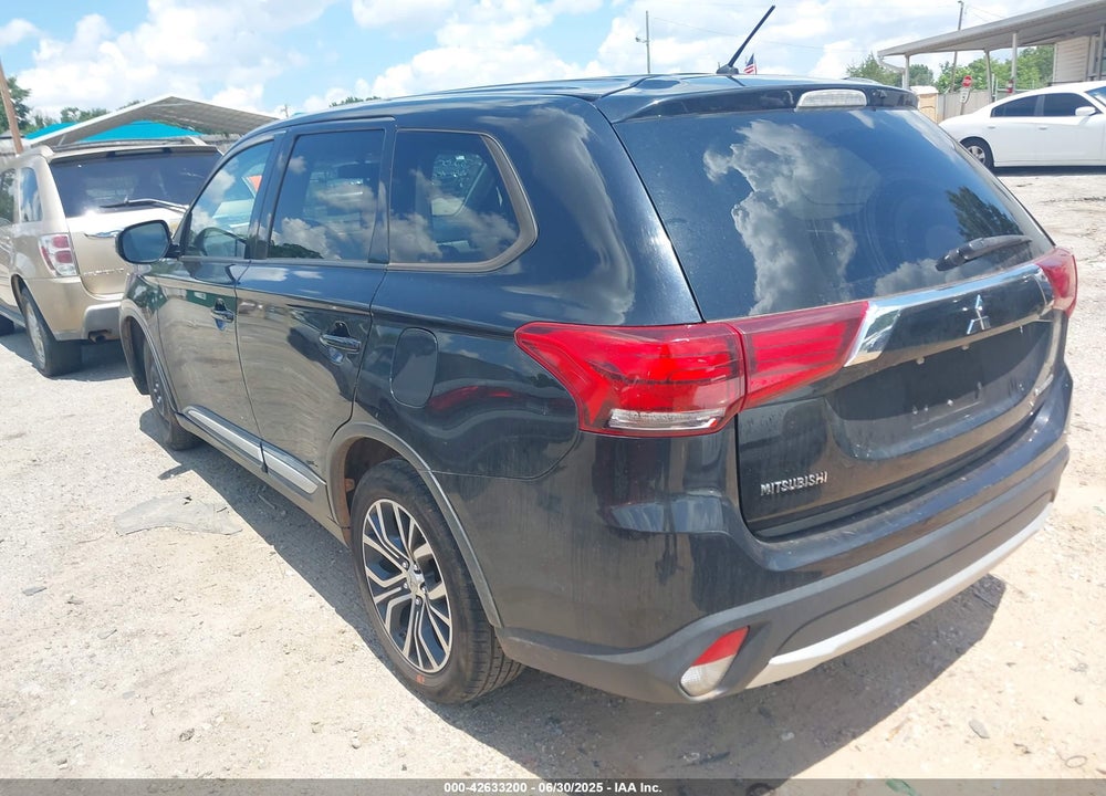 2016 MITSUBISHI OUTLANDER VIN: JA4AD3A35GZ014401
