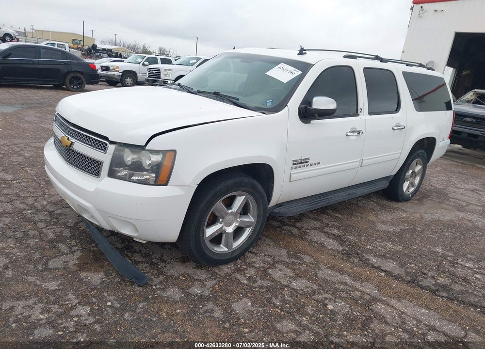 2013 CHEVROLET SUBURBAN 1500 VIN: 1GNSCHE05DR163615