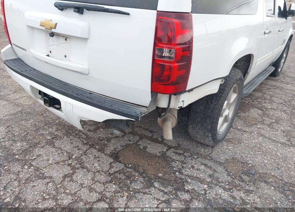 2013 CHEVROLET SUBURBAN 1500 VIN: 1GNSCHE05DR163615