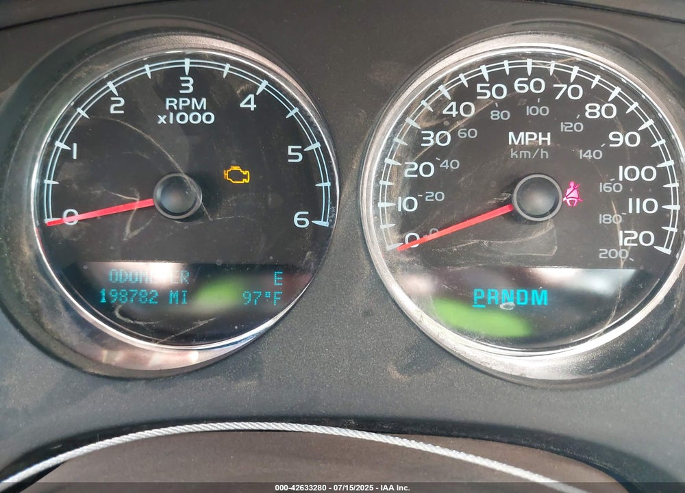 2013 CHEVROLET SUBURBAN 1500 VIN: 1GNSCHE05DR163615