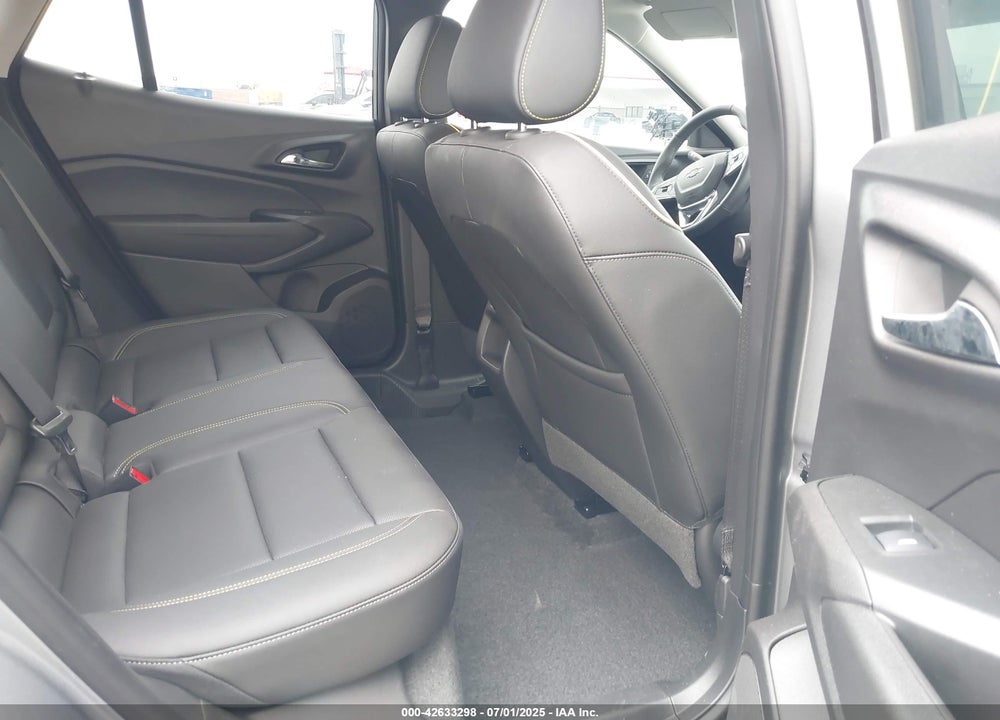 2025 CHEVROLET TRAX VIN: KL77LKEP7SC156302