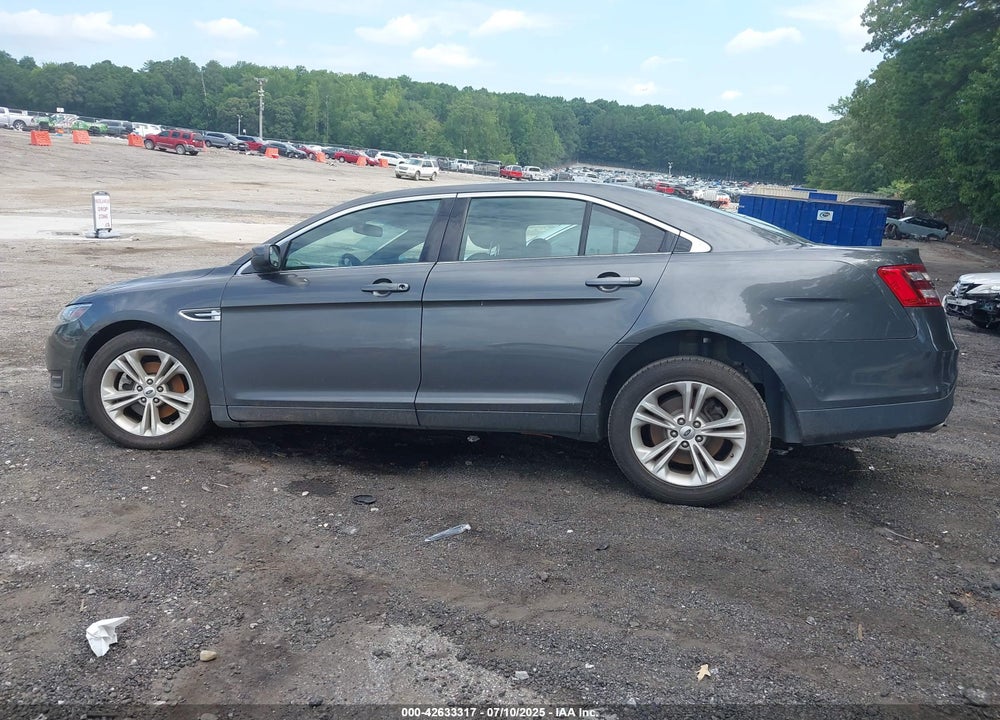2017 FORD TAURUS VIN: 1FAHP2E82HG132551